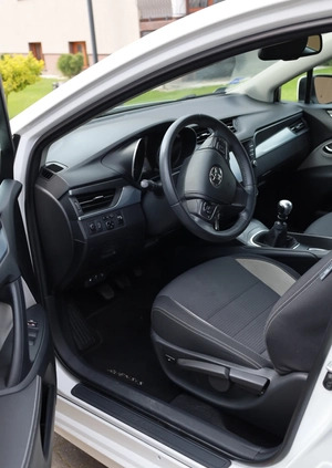 Toyota Avensis cena 56900 przebieg: 149400, rok produkcji 2018 z Sulejówek małe 301